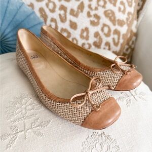 Stuart Weitzman Tan Cream Shoestring Leather Ballet Flats for Spring Outfits